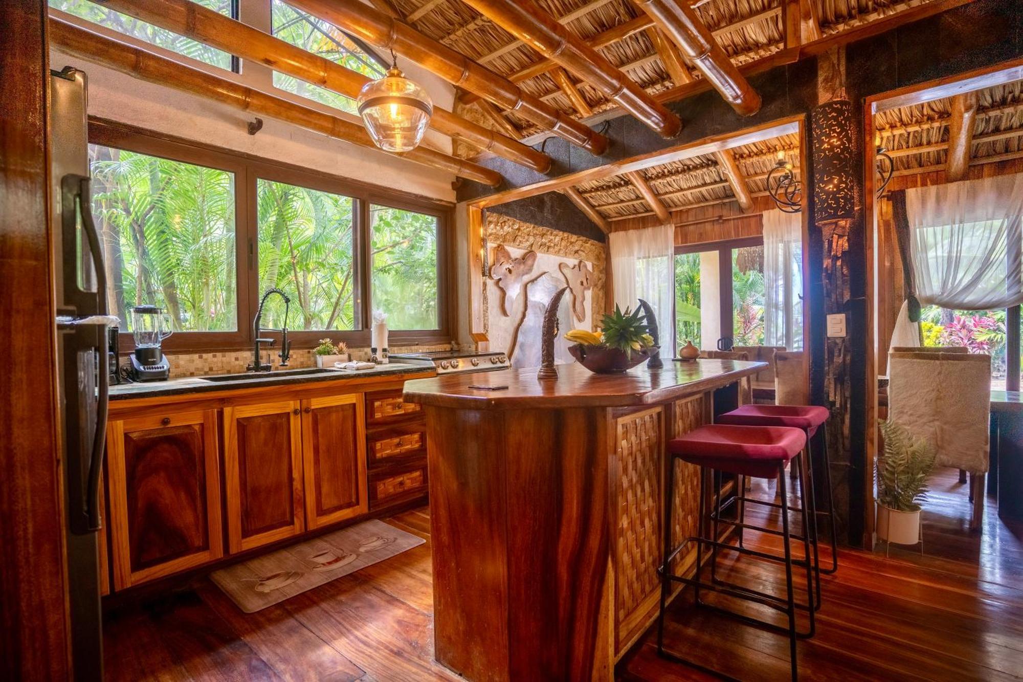 Ocho Artisan Bungalows (Adults Only) Tamarindo Exterior foto