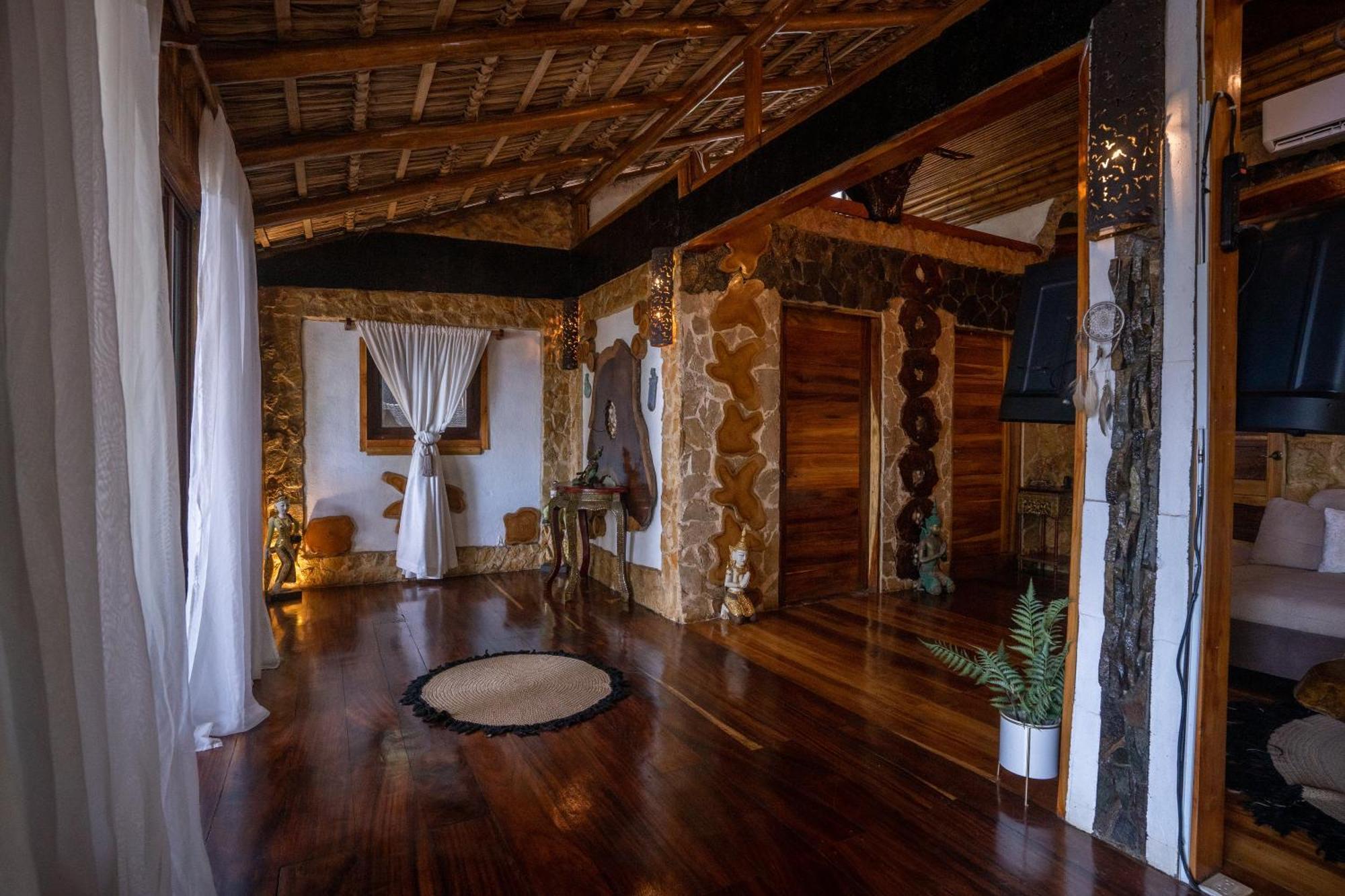 Ocho Artisan Bungalows (Adults Only) Tamarindo Exterior foto